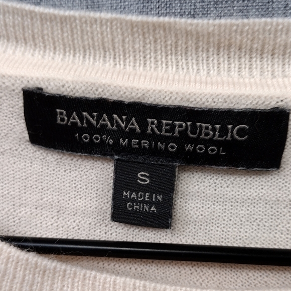 Banana Republic 100% Merino Wool Sweater Women's S Cream Casual Minimalist - Picture 8 of 9